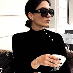 NWT GUCCI Sunglasses GG0142SA Black Square Frame Gold G Logo + Case MSRP $550